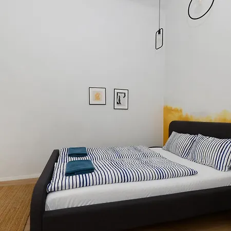 Avocado K42 Apartment *