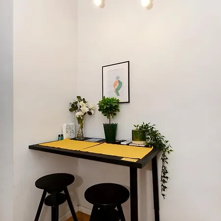 Avocado K42 * Budapest