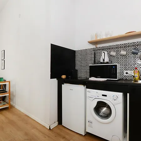Avocado K42 Apartment *
