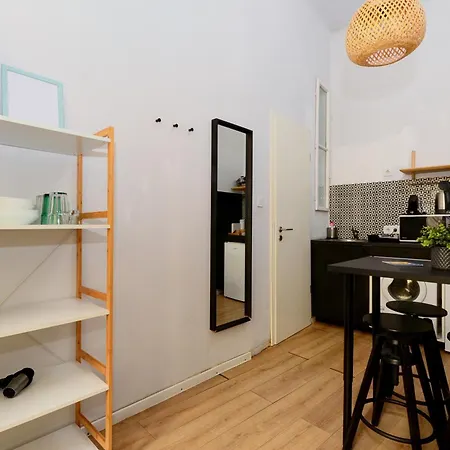 Avocado K42 Budapest