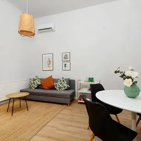 Avocado K42 Apartment *